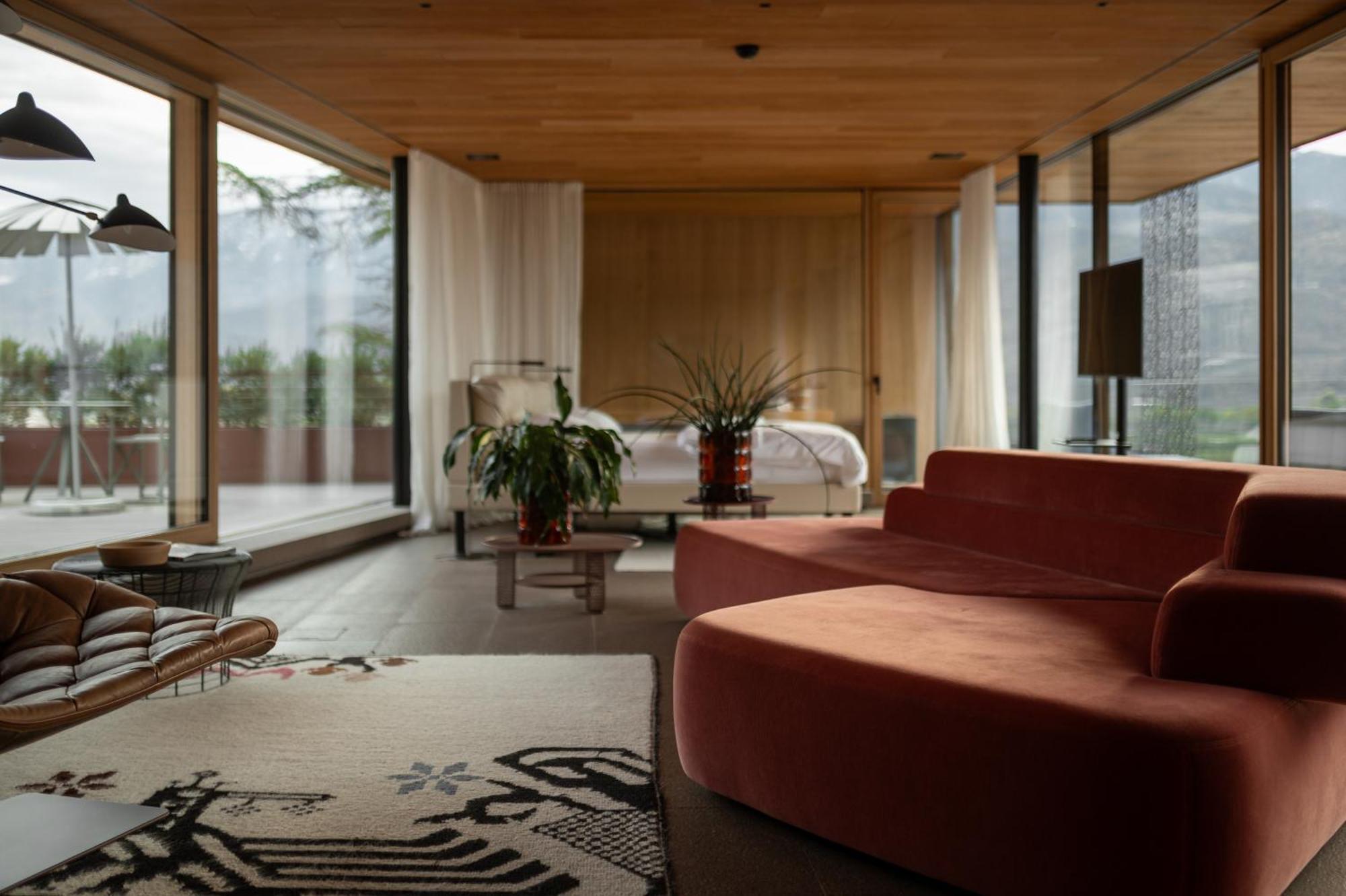 Hotel Muchele Postal / Burgstall Eksteriør billede